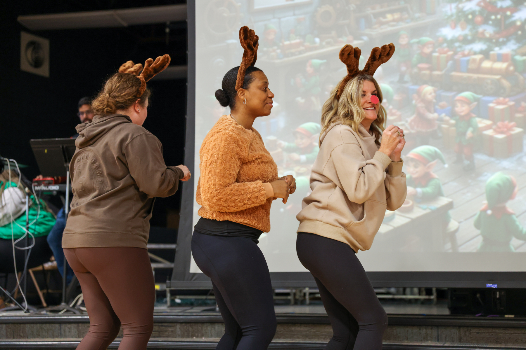 Walt-Disney-Page-to-the-Stage-12-19-25-134